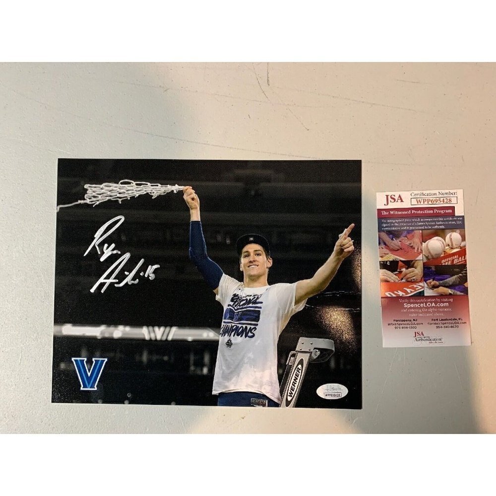 Ryan Arcidiacono Autograph Signed Villanova 2016 NCAA Champion 8x10 Photo JSA